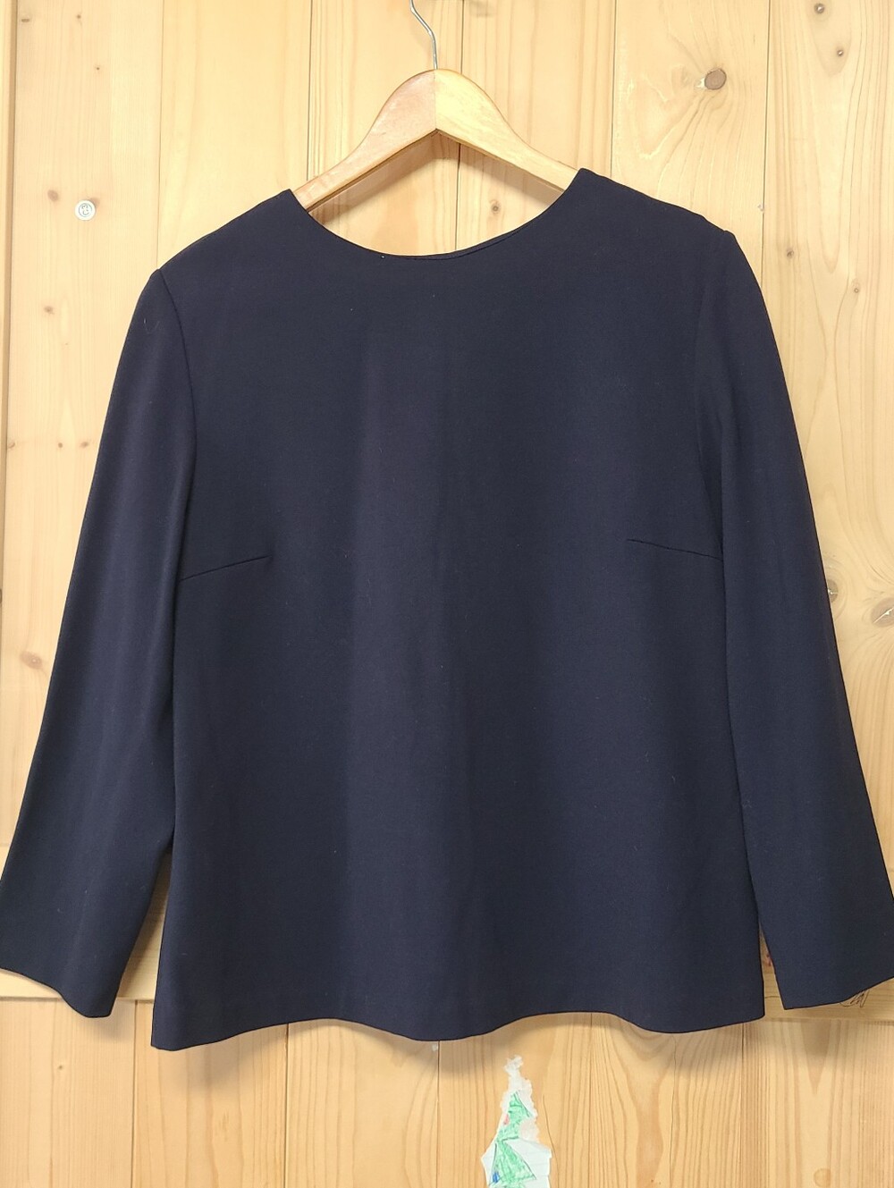 Uniqlo Navy Crewneck 3/4‎ Sleeve Shirt